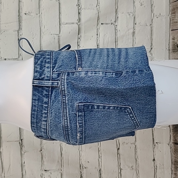 PacSun Stretch Low Rise Raw Hem Denim Shorts in Light Blue - NWT - Picture 4 of 16